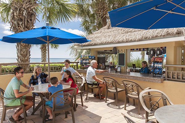 Holiday Inn Pavilion Beach Bar Amenities